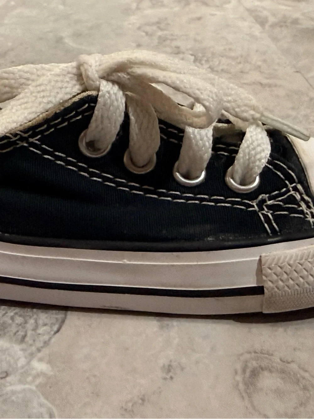 Converse Chuck Taylor All Star Toddler Shoes Black Low Top Size 4